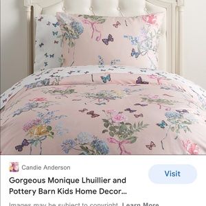 Monique Lhuillier Duvet in Full/Queen